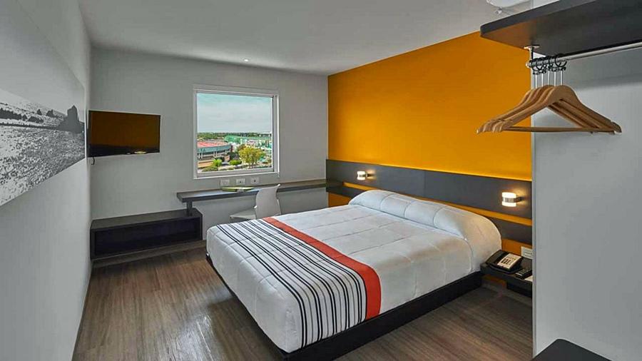City Express Junior By Marriott Leon Centro De Convenciones Экстерьер фото