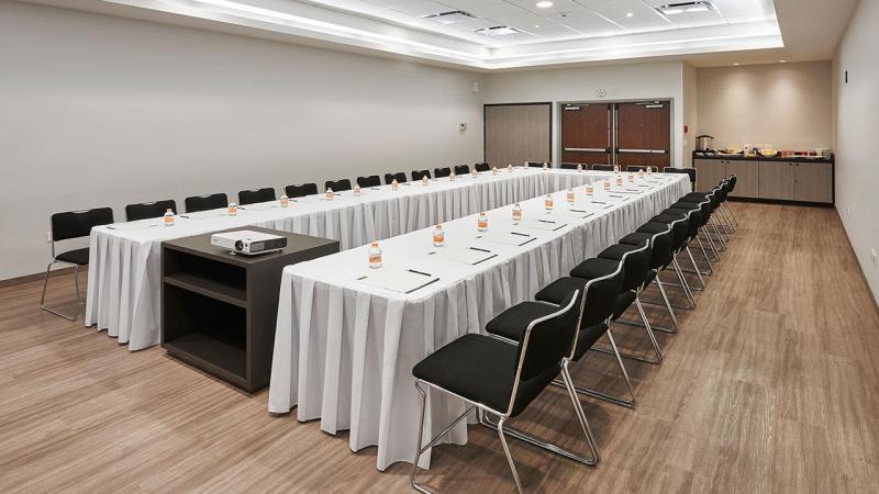 City Express Junior By Marriott Leon Centro De Convenciones Экстерьер фото